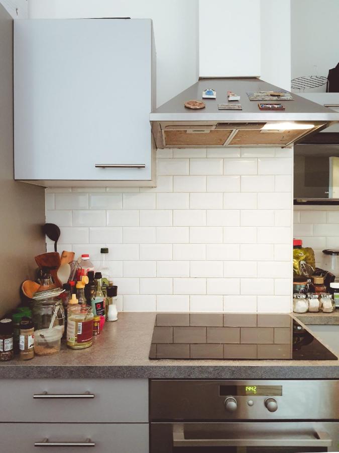 Room At Chicken'S Shared Appartment Βρυξέλλες Εξωτερικό φωτογραφία
