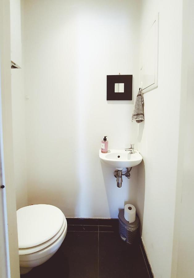 Room At Chicken'S Shared Appartment Βρυξέλλες Εξωτερικό φωτογραφία