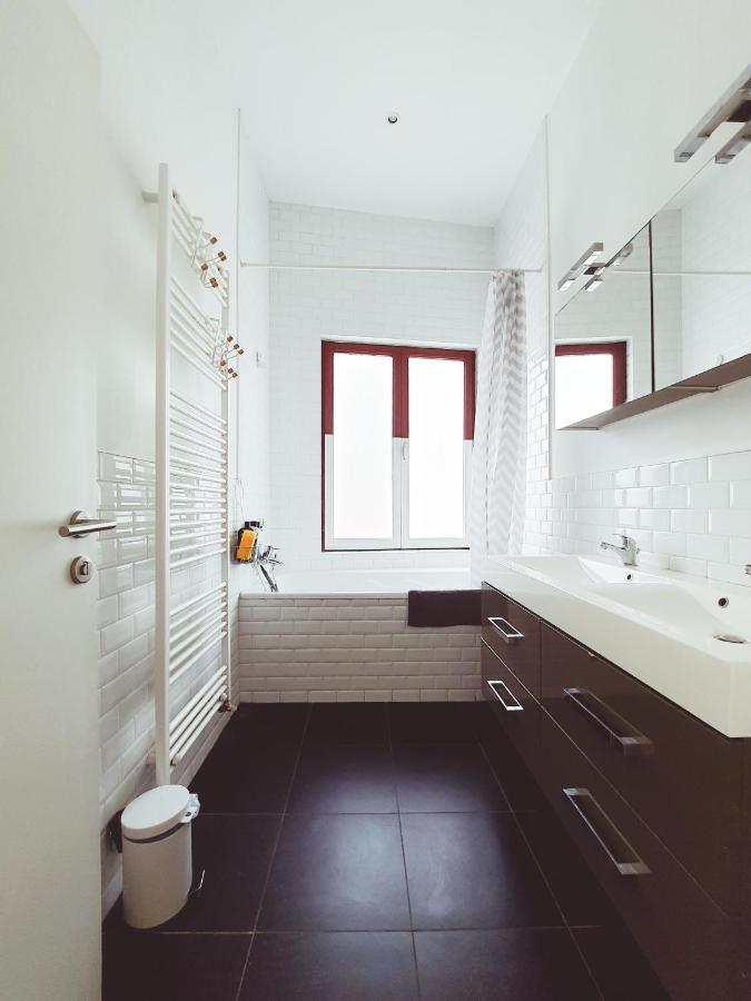 Room At Chicken'S Shared Appartment Βρυξέλλες Εξωτερικό φωτογραφία